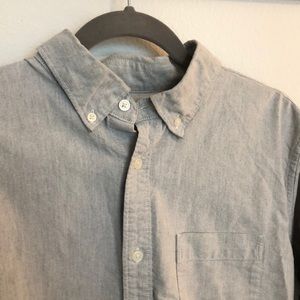 Casual Light Gray Long Sleeve Button Up